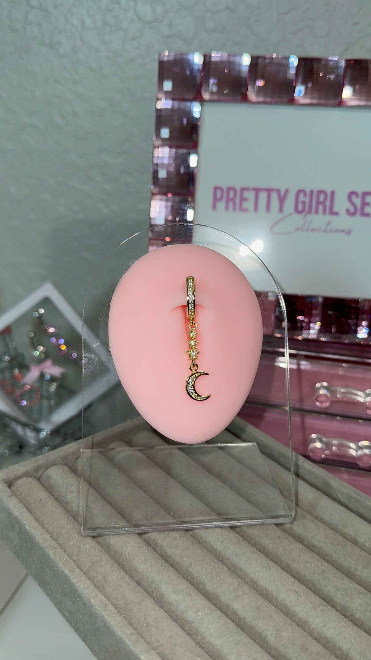 Moon and Stars - Screwless Dangle Belly Piercing