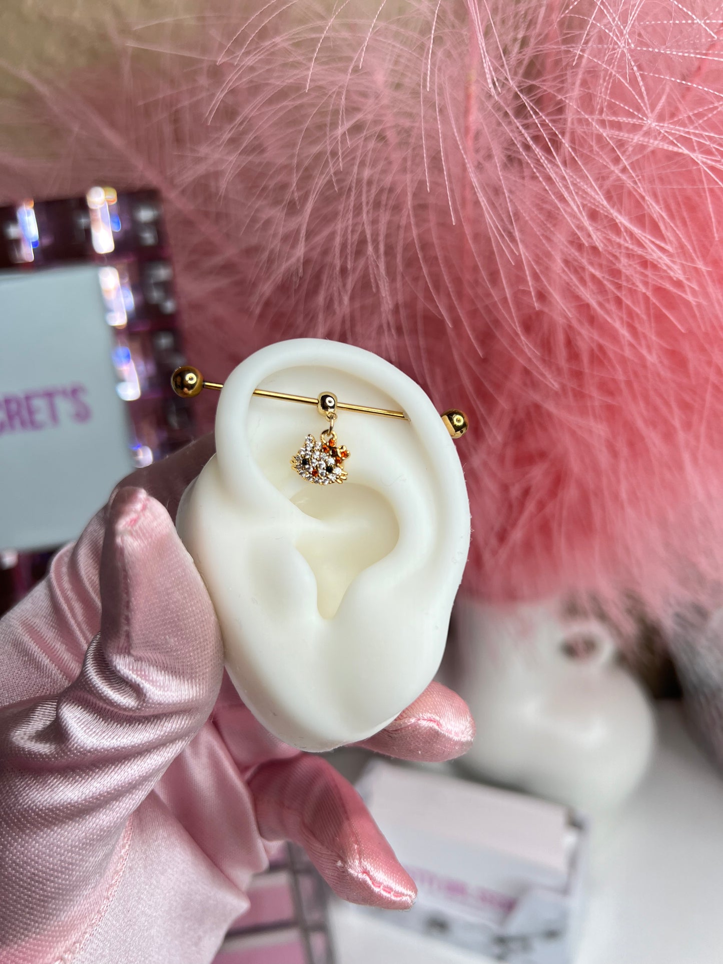 Pretty Kitty - Industrial Bar